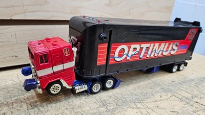 Vintage Transformers G2 1992 Optimus Prime Truck and Trailer - Pre-owned