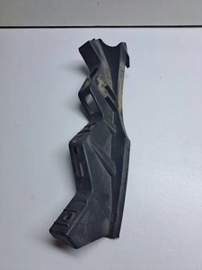 VW PASSAT Variant B6 3C5 Stoßstangenhalter vorne links 3C0807889 2.00 34992900