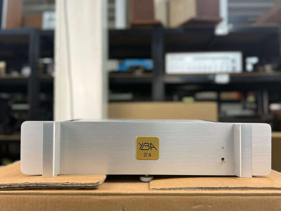YBA 2 AMPLIFICATORE DI POTENZA STEREO - Immagine 2 di 4