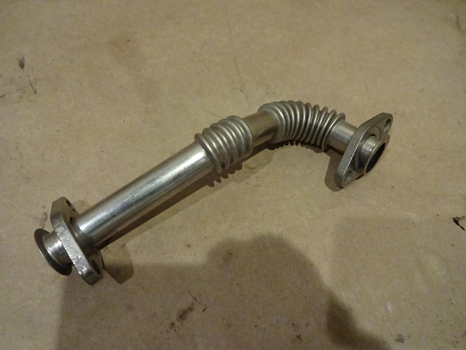 Maserati Quattroporte 05-07 - RH Air Valve Pipe - P/N 210203