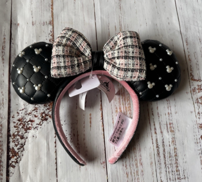 Disney Parks Faux Leather Pearls Tweed Pink Bow Mickey 