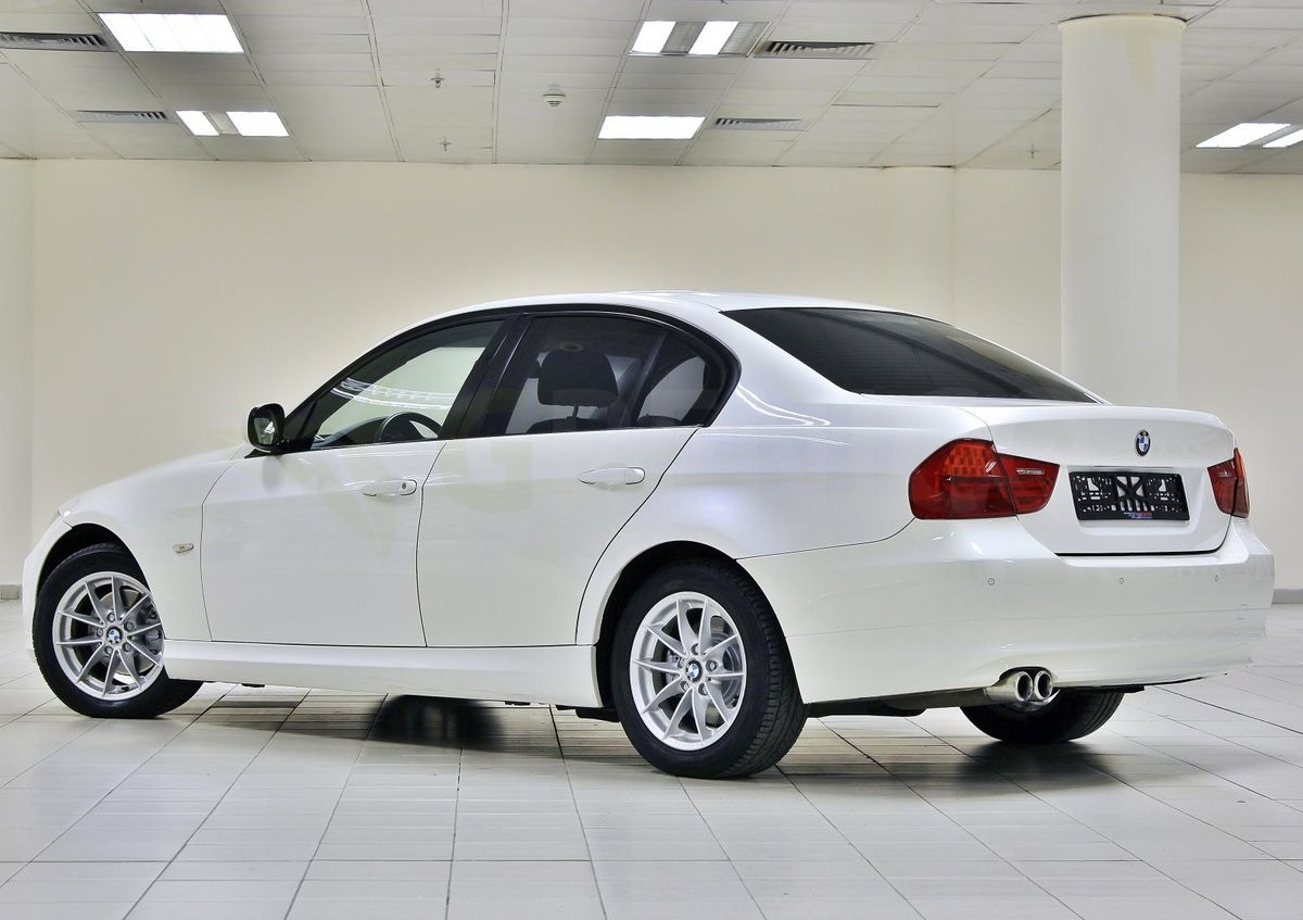 BMW 3 E90 4door saloon 20052012 4 pieces Wind Deflectors HEKO Tinted