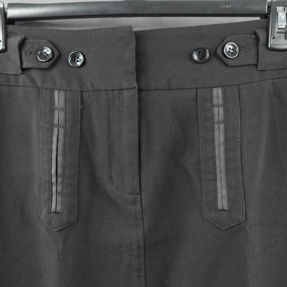 Falda Grace Elements para mujer 6 negra cuerpo secretaria de oficina cápsula minimalista Foto 2 de 4