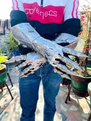 Medieval Steel arm Warrior Nazgul Knight Gauntlets Functional Armor Gloves gift