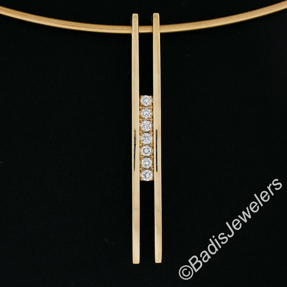 Collar collar de alambre colgante con gota de diamantes de 0,10 quilates de oro amarillo de 18 quilates Movado Foto 4 de 4