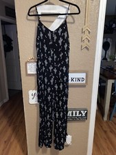 Savanna Jane Women  s Black Cactus Jumpsuit Size Medium NWOT
