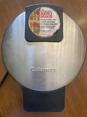 Cuisinart WMR-CA Round Classic Waffle Maker, Silver BS3 Used
