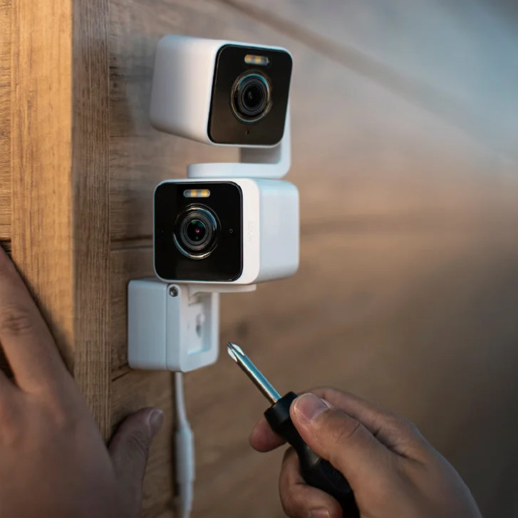 (BRAND NEW) Wyze Duo Cam Pan Indoor/Outdoor IP65 2K 360° Pan/Tilt Smart Camera