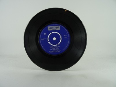 THE ALLEGRO THEATRE ORCHESTRA FIDDLER ON THE ROOF (48) 4 Track 7'' Single Plain i
