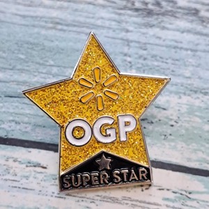 Walmart Associate Employee Pin - Gold Star OGP Online Grocery Pick Up Super Star