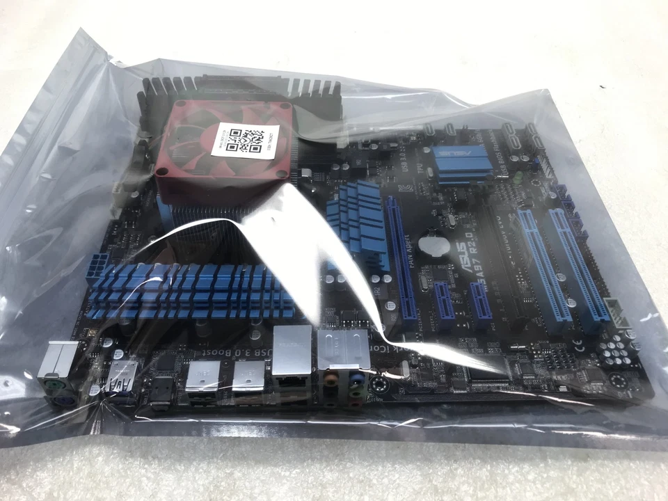 ASUS M5A97 R2.0 ATX motherboard AMD FX-6100 3.3GHz 6 CORES 16GB CORSAIR DDR3 RAM - Image 4 of 4