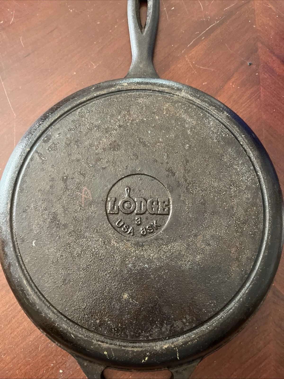 VTG Lodge Made USA 8SK Cast Iron Skillet Pan Cookware Double Spout 10 XL EUC