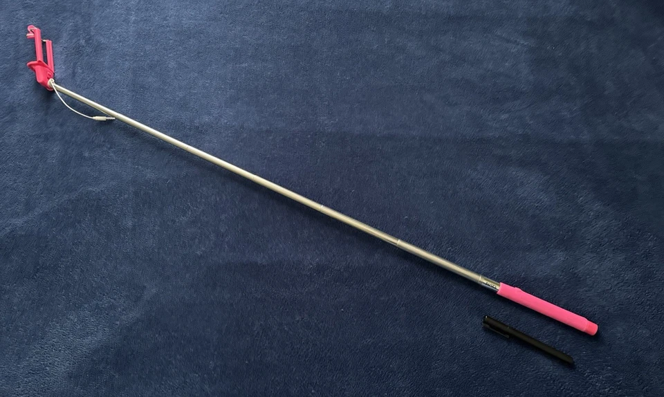 Universal Tzumi Mobile Expandible Cableado Selfie Stick, Android y antiguo iOS Negro Foto 4 de 4