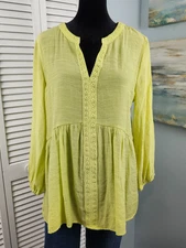 Counterparts Green Embroidered Top Small V Neck NWT Flowy Boho Cottage Relaxed
