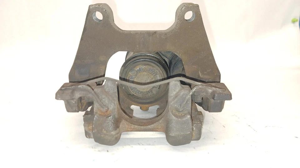 '18-'24 VOLKSWAGEN TIGUAN Rear passenger Caliper OEM 1 Year Warranty! - Image 2 of 4