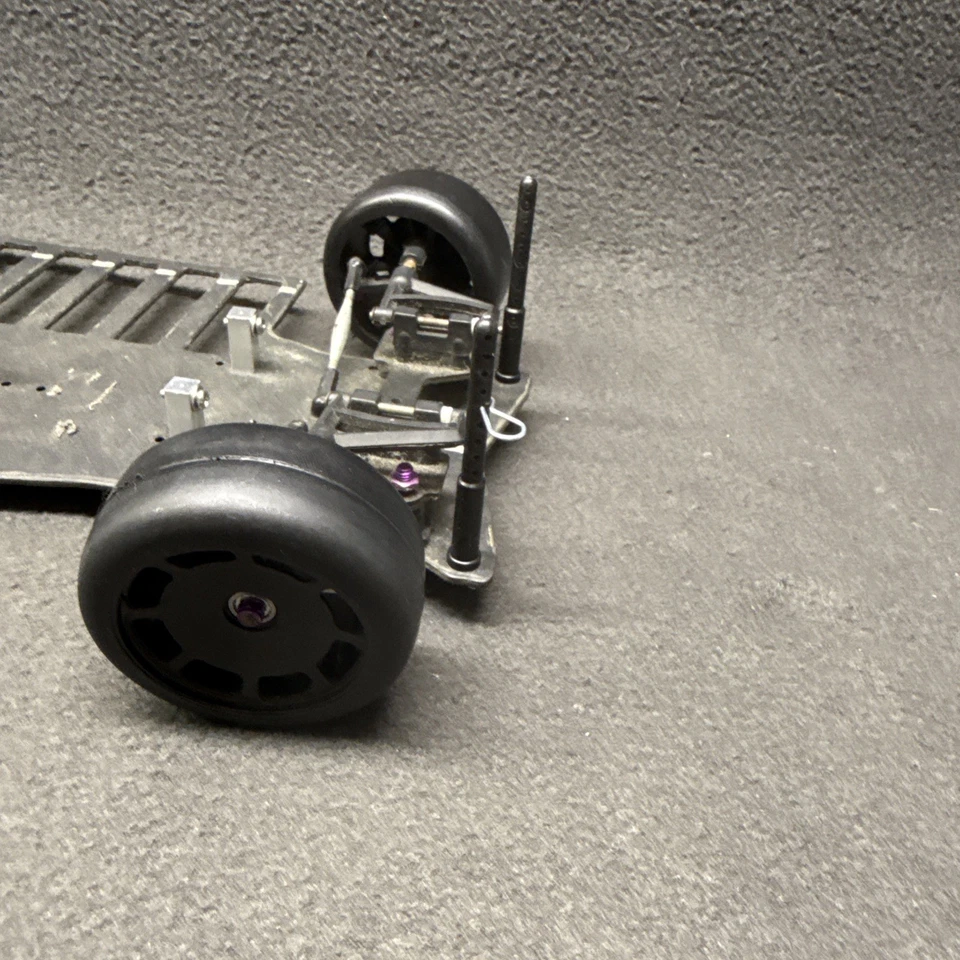 Trinity Switchblade 10 Oval Pan Car Graphite Purple Anodized 1/10 RC Car On-Road - Image 3 of 4