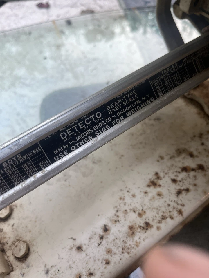Escala de haz pediátrico vintage Detecto Doctors bebé bebé, Brooklyn NY, nuevo estado. Foto 2 de 2