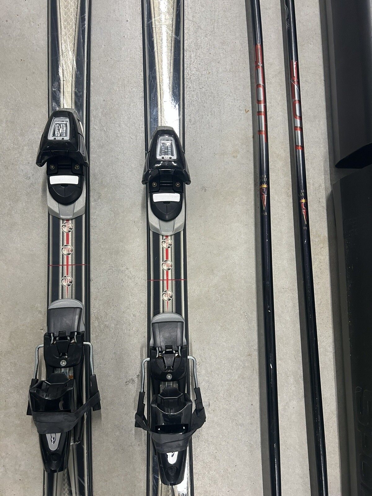 Sci da discesa Rossignol CUT 10 6 177 cm attacchi Salomon pali 54" Sportube