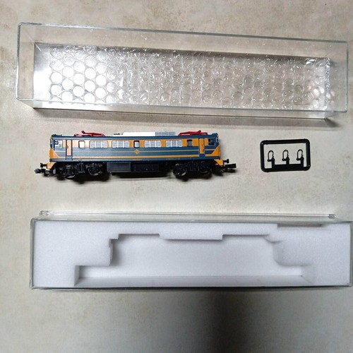 KATO MITSUBISHI RENFE 269 N Gauge Electric Locomotive - Picture 8 of 9