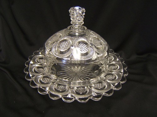 Gorgeous Clear Brilliant Cut Glass Cheese or Butter Plate w/Dome 8" diam VGC - Picture 3 of 8