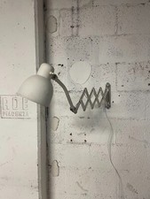 Lampada da muro a pantografo anni '50 | Pantograph Wall Lamp, 1950s