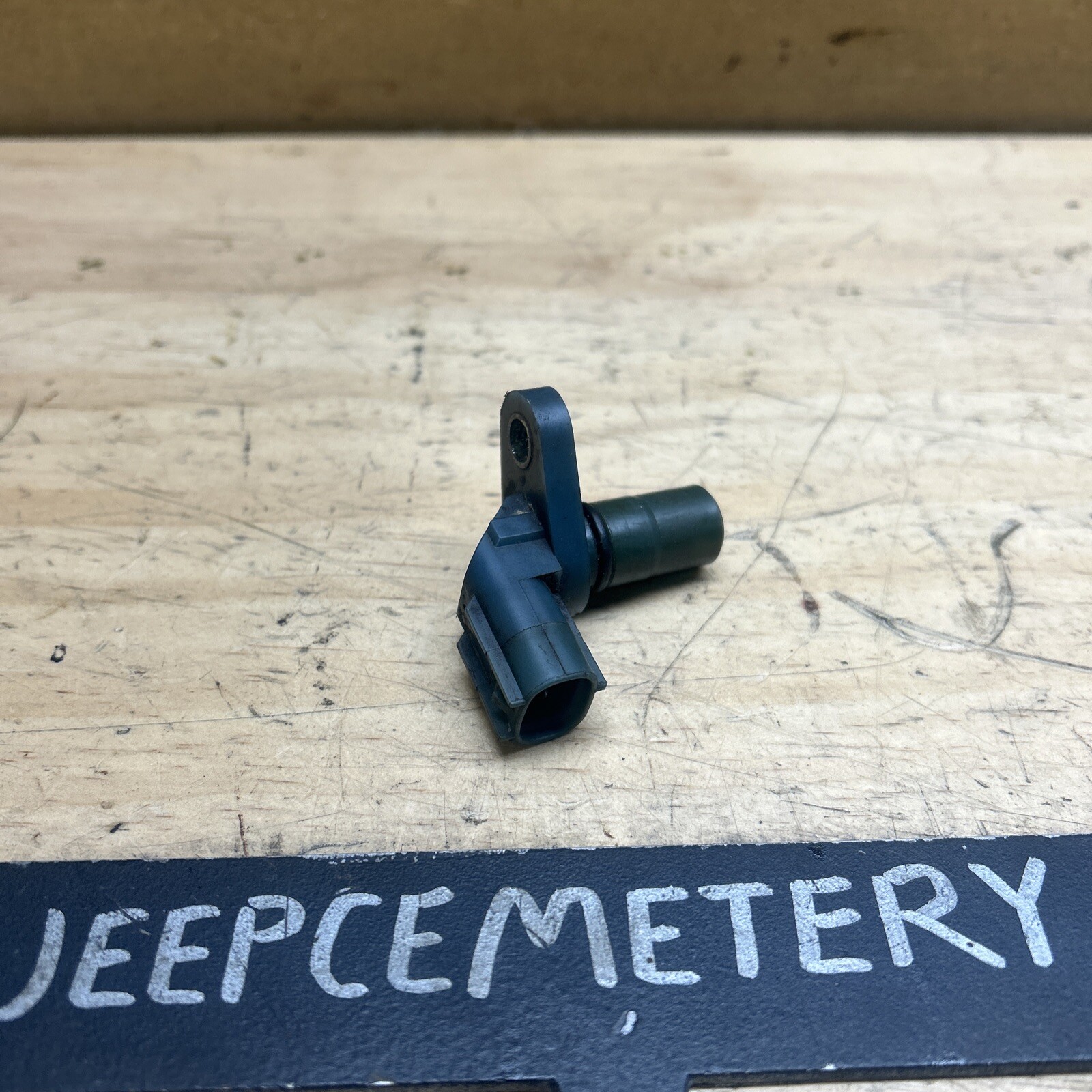 98-01 Jeep Cherokee XJ AW4 Transmission Output Input Speed Sensor ...
