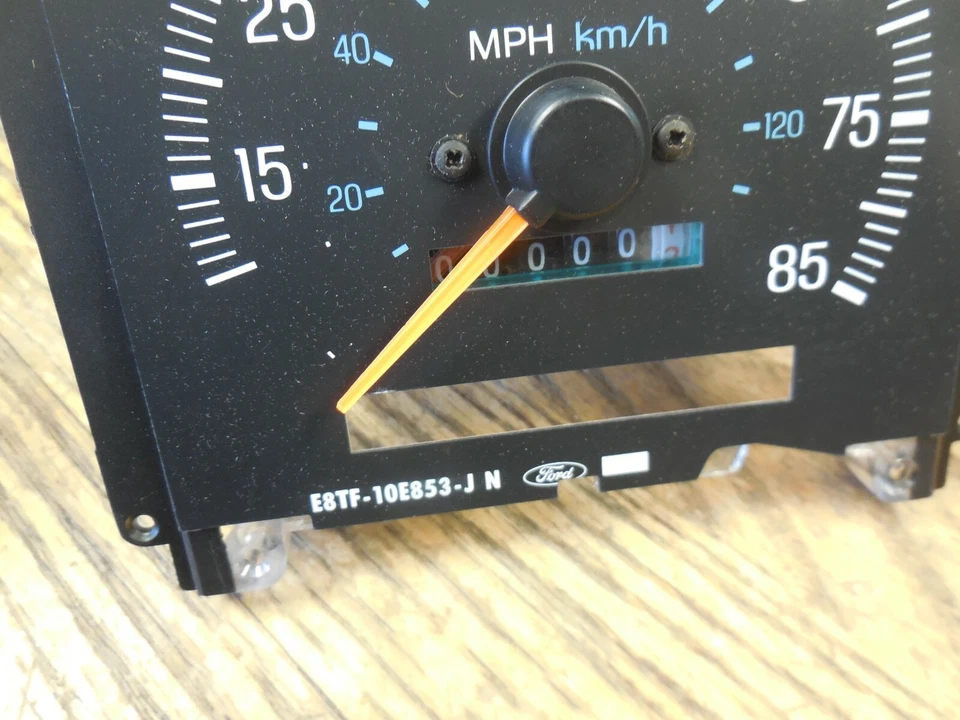 Nuevo de Lote Antiguo 1987-1991 Ford F150 F250 F350 Bronco Velocímetro Asy E7TZ-17255-A Foto 2 de 4