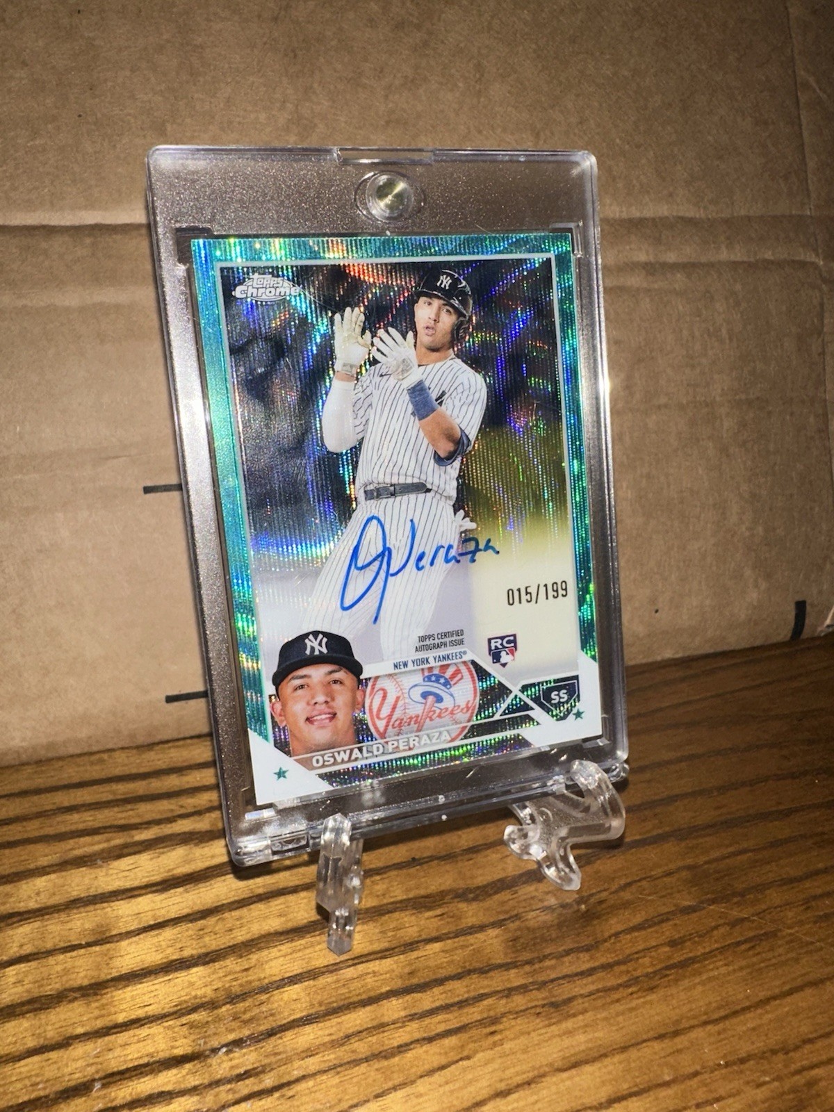 2023 Topps Chrome Rookie Autographs Oswald Peraza Aqua Wave Refractor /199