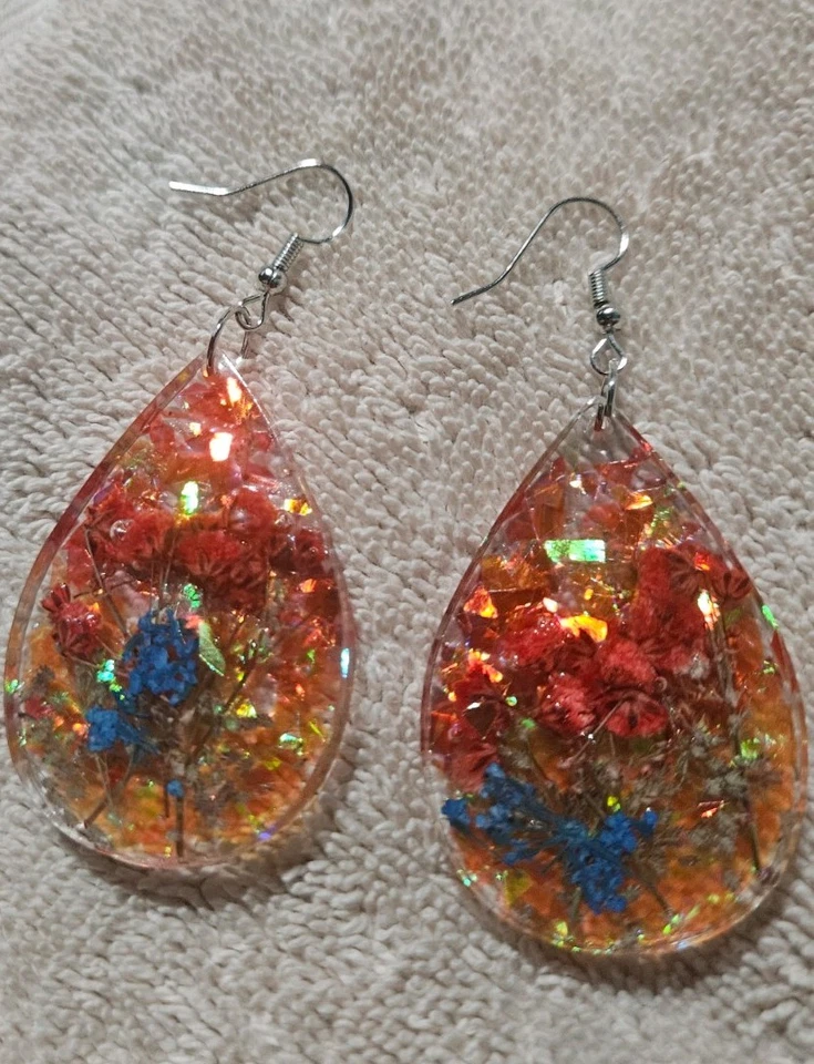 Brincos de flores de resina feitos à mão com flores secas, joias de primavera - Imagem 3 de 4