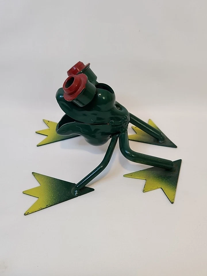 Rana de metal piezas recicladas arte de jardín hecho a mano reciclado reciclado Foto 3 de 4