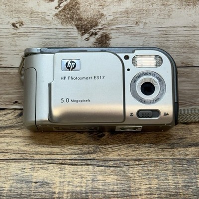 HP Photosmart E317   5.0MP   Silver   Tested   AA Battery Model 