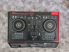 Pioneer DJ DDJ-400 2-Kanal Rekordbox DJ Controller - Schwarz