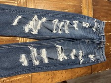 American Eagle Women  s Size 4 R Mom Jeans Stretch