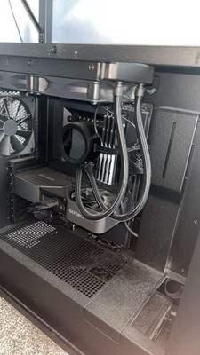 Full computer in nzxt H7 case 