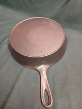 Wapak #7 Block Cast Iron Skillet Heat Ring Sits Flat. Crude Early Piece (BJ)