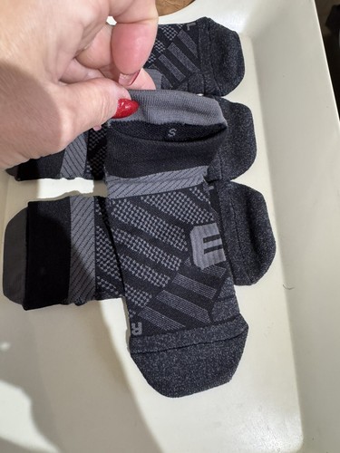 Toes&Feet Men's 2-Pack Grey Anti Odour Quick Dry Cushioned Compression Socks-S - Picture 10 of 13