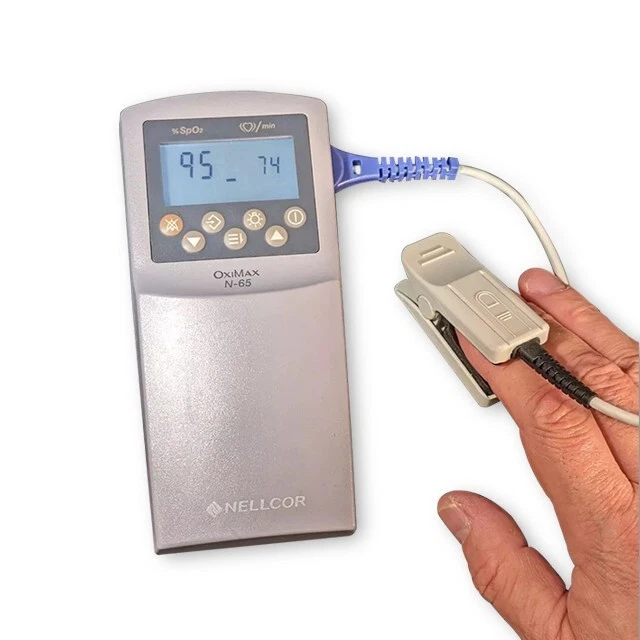 Covidien Hand Held Pulse Oximeter N-65 Finger Clip Sensor, Refurbished