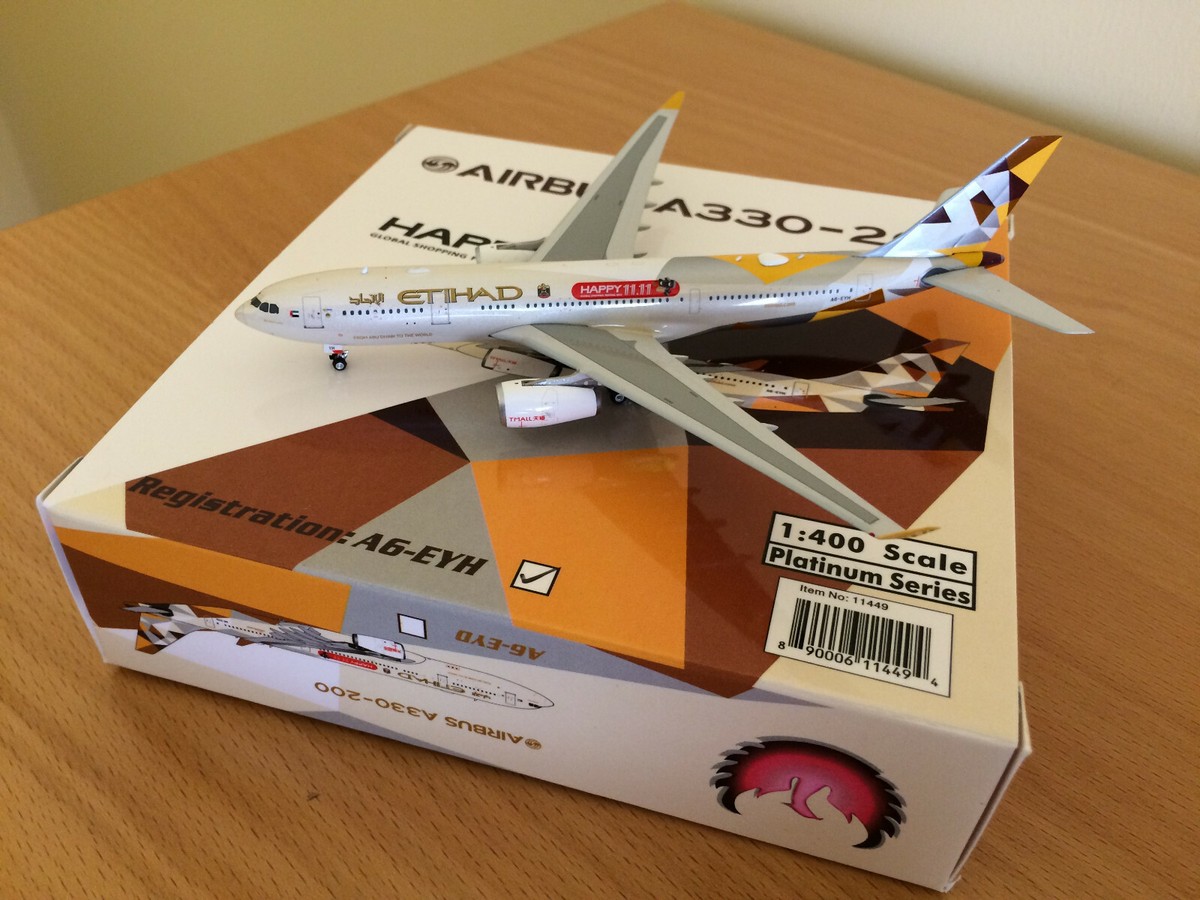 Phoenix Airbus A330-200 Etihad Airways A6-EYH in 1:400 | eBay