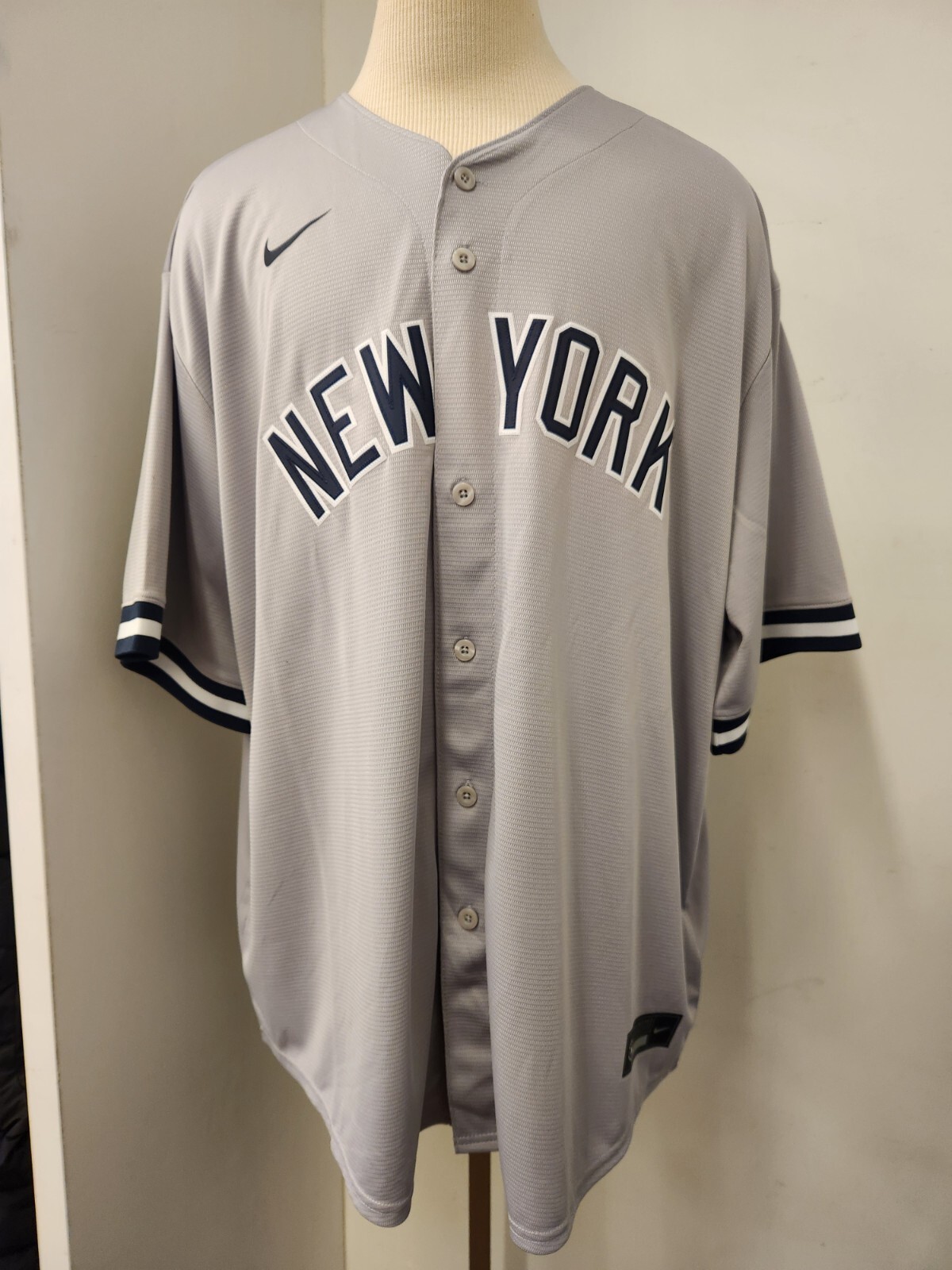 Picture 1 of 2