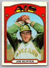 1972 TOPPS #330 JIM 'CATFISH' HUNTER A'S