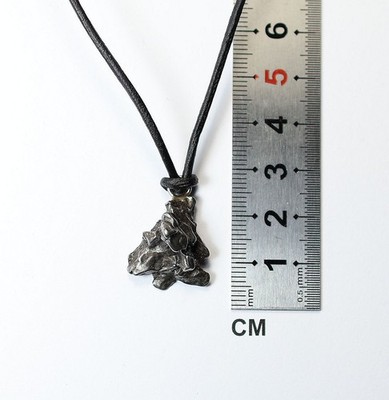Meteorit Campo del Cielo 4,72 g / Anhänger / Asteroid / Sternschnuppe / neu