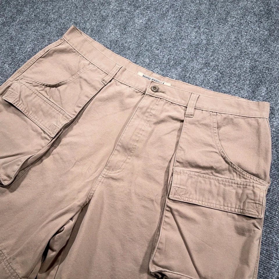 复古 High Sierra 短裤男式 42 米色工装平前远足户外 Y2K 90 年代 — 第 2/4 张图片