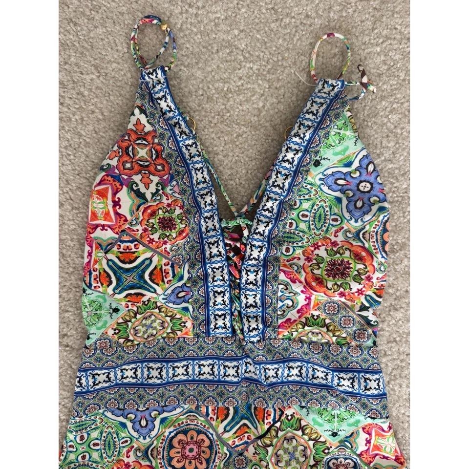 Traje de baño de una pieza con estampado de medallón multicolor Nanette Lepore para mujer M Foto 2 de 4