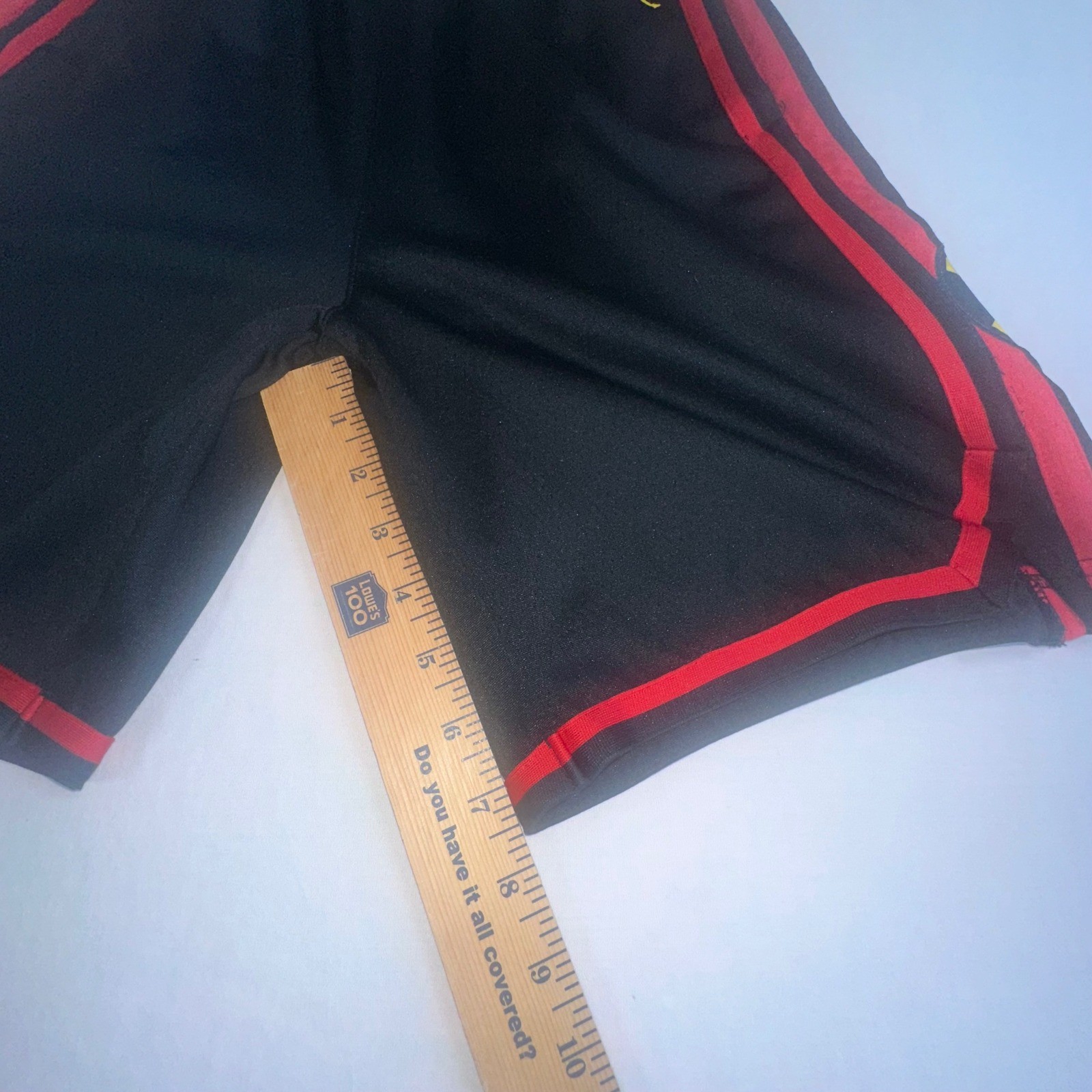 Jordan NBA Basketball Athletic Shorts Kids Atlanta Hawks Black Red Yellow Size L thumbnail 9