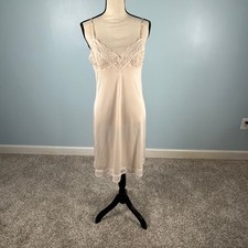 Vintage Vassarette Lace Ivory Cream Midi coquette balletcore slipdress