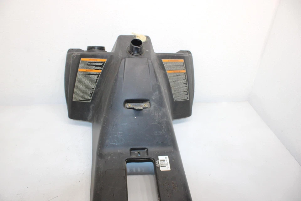 Оригинальный топливный бак 11 Polaris Rush 600 2520913 2521017 SP5 - Изображение 4 из 4