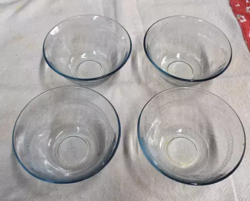 4 Vintage  Fire King Sapphire Oven Glass Blue Custard Cups Philbe Patt 1942-1945