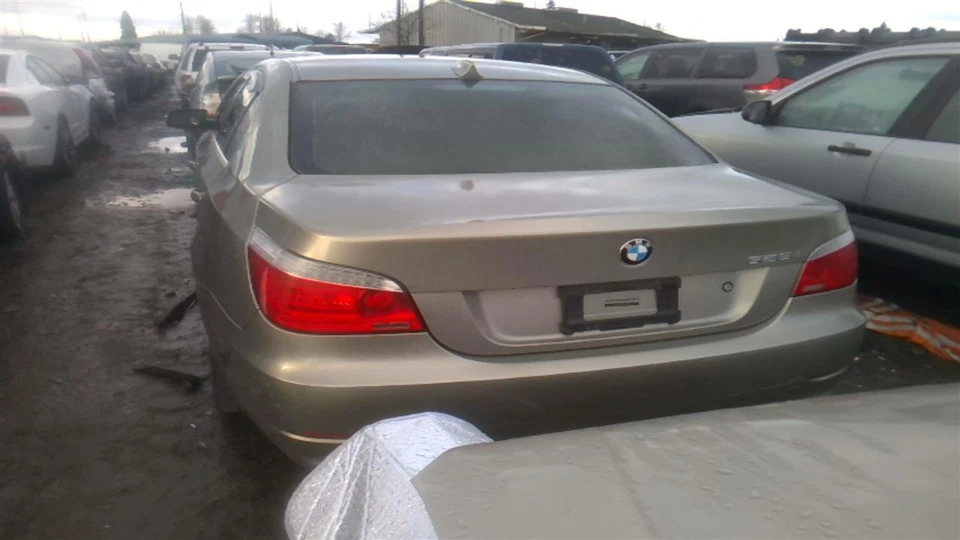 Antena usada compatible con: BMW 528I Grado A 2009 Foto 3 de 4