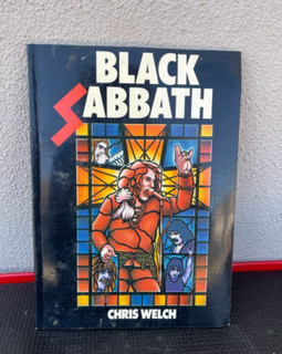 1982 BLACK SABBATH by Chris Welch Paperback Book NICE