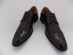 oxford shiny shoes